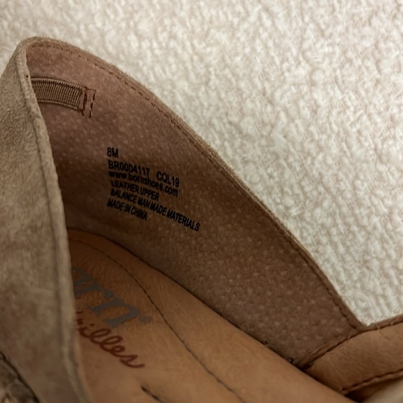 ⭐️HP⭐️ Born Suede Espadrille. Sz 8 - Picture 5 of 6